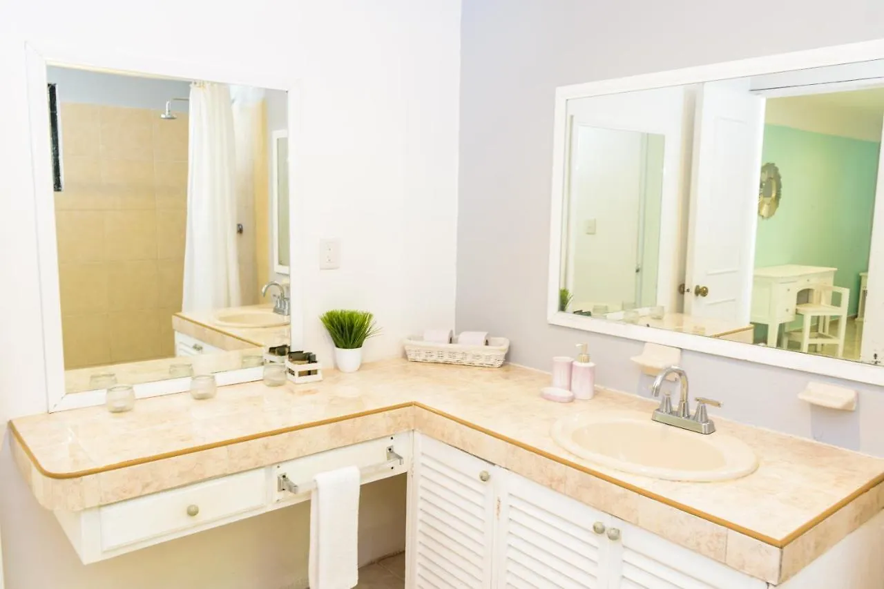 Che Suites Playa Adults Only Playa del Carmen Hotel